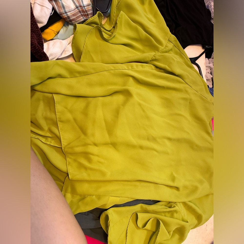 Size medium - Picture 2 of 4